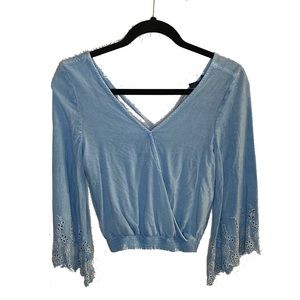 Bell sleeve top